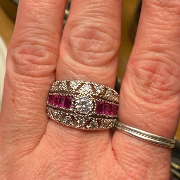 Beautiful pink sapphire and white Diamond stone women’s statement ring size 8 - Picture 6 of 12